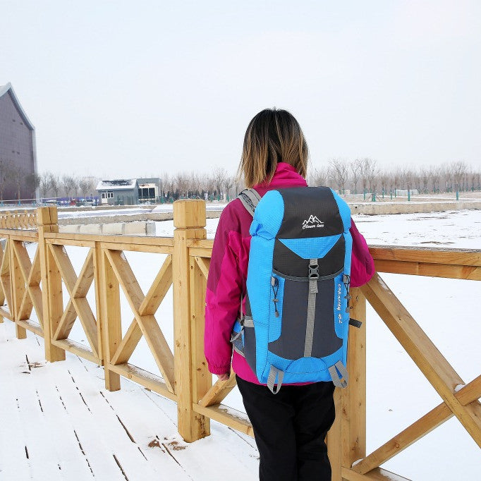 USB Charging Outdoor Travel Mountaineering Backpack