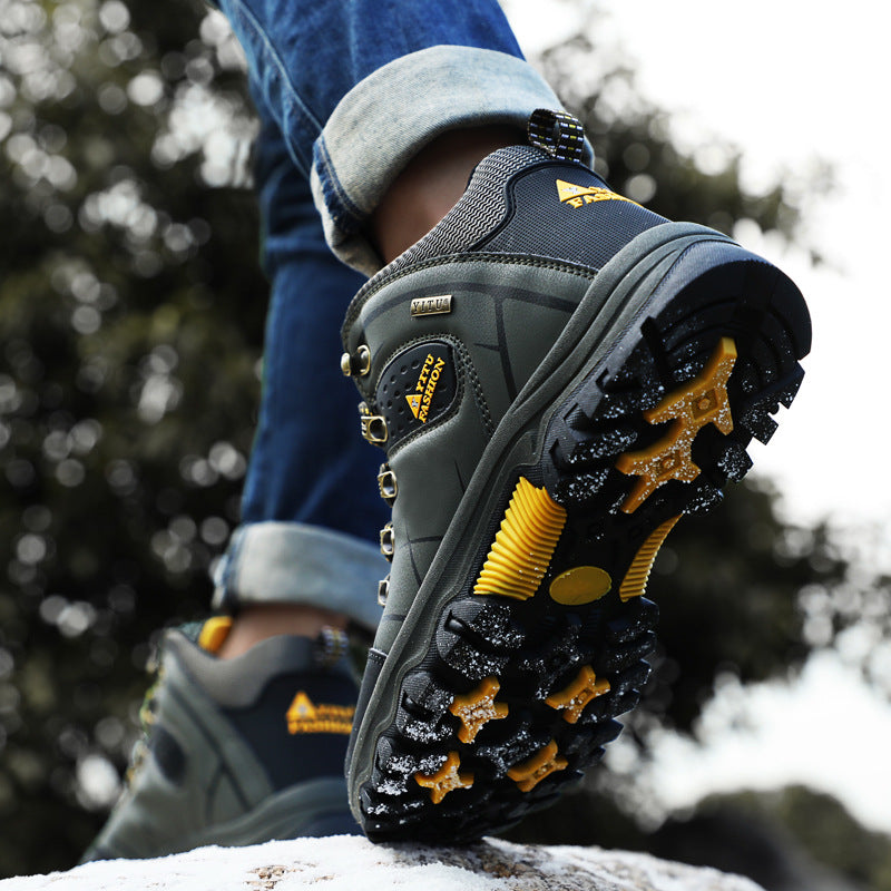 High Top Velvet Lined Outdoor Hiking Shoes